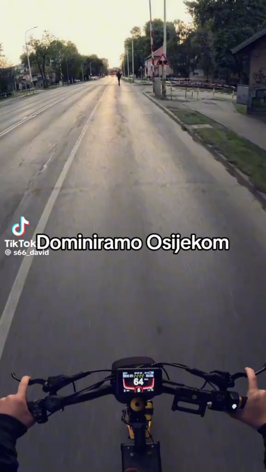 Die Geschwindigkeit der Romobile auf der Vukovar -Straße erreicht bis zu 70 km / h. Das ist nicht normal