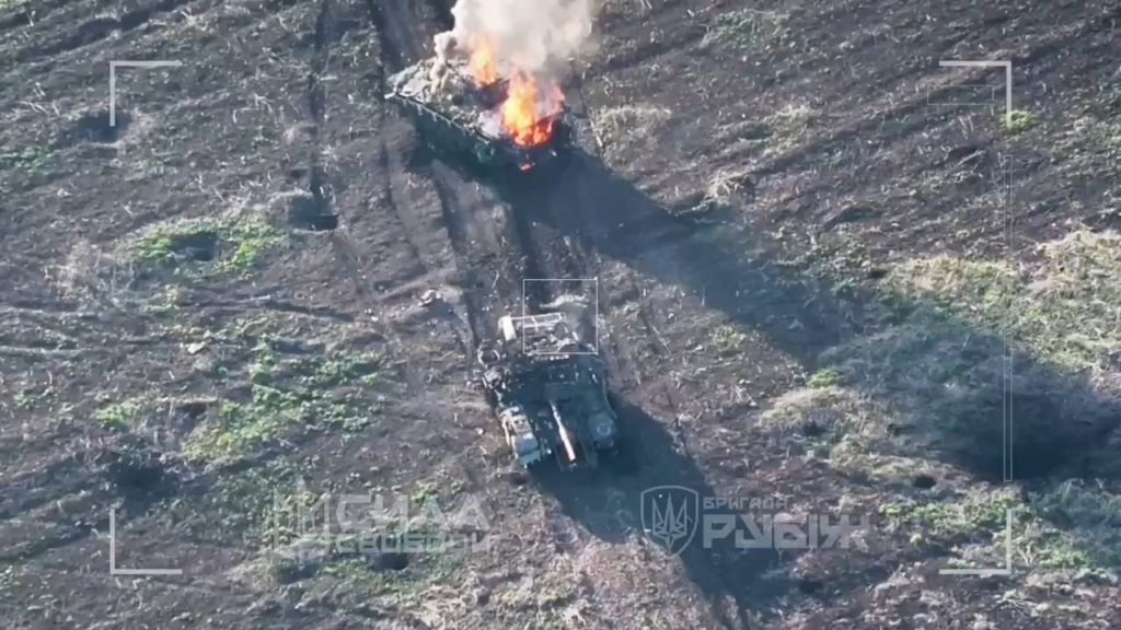 Drohnenmaterial der "Rubizh Brigade", der 4. Brigade der Nationalgarde des "Force of Freedom" -Bataillons der Ukraine, die einen russischen gepanzerten Angriff in der Region Siversk abwies. Donetk Oblast.