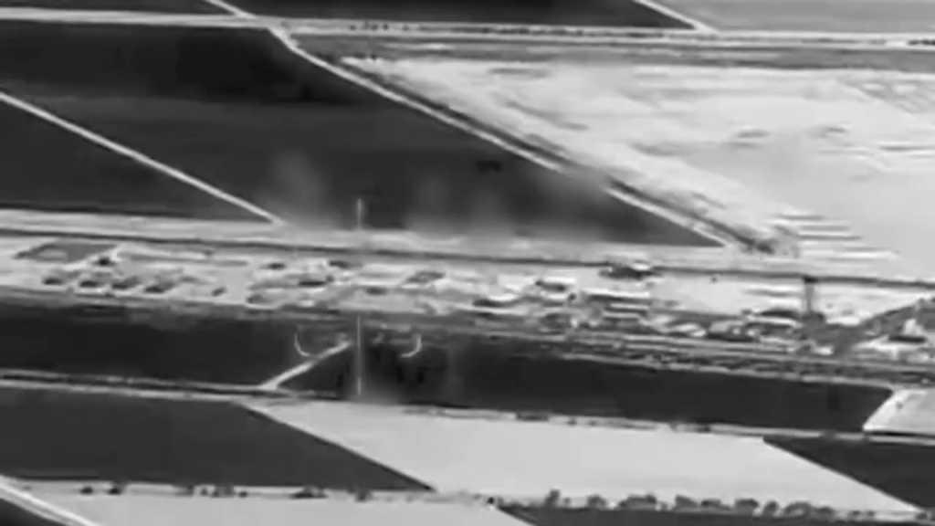Die israelische Luftwaffe zerstörte eine Reihe von Oberflächen-Luft-Raketen (Sam), die zur Islamischen Republik Iran im Südwesten des Iran gehörten.