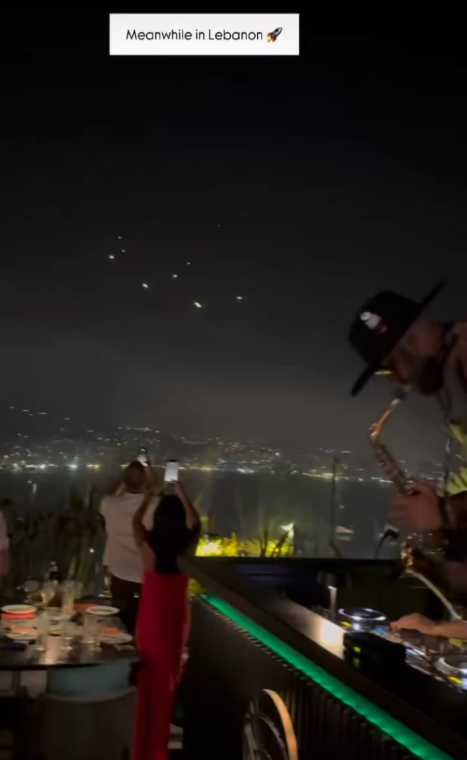 Iranische Raketen, die über dem Libanon vorbeikommen