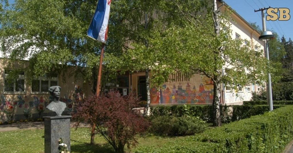 Verhaftete Lehrer in Slavonski Brod - brach das Inventar auf den Räumlichkeiten der Schule!