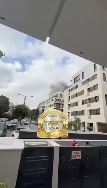 Die iranische ballistische Rakete erzielt einen direkten Treffer auf Tel Aviv Residential Block [2025-06-22]