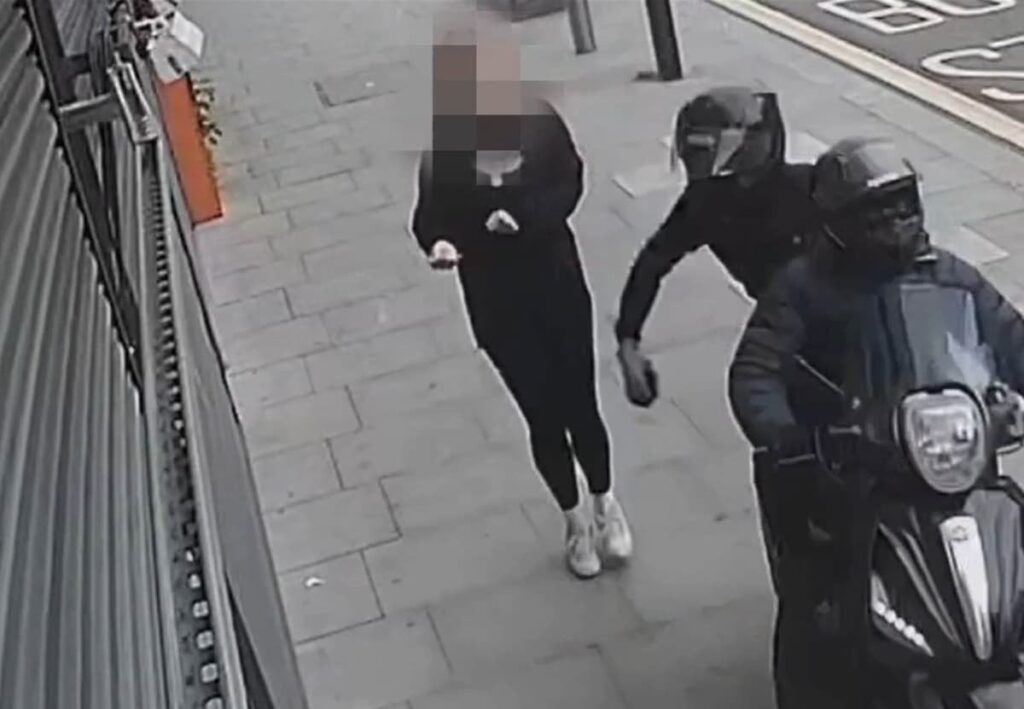 High Streets UK, eine Gruppe, die 5.000 Unternehmen in Großbritannien vertritt, fordert die Finanzierung von Ringzäunen für die Polizei zum Schutz wichtiger Einkaufsziele