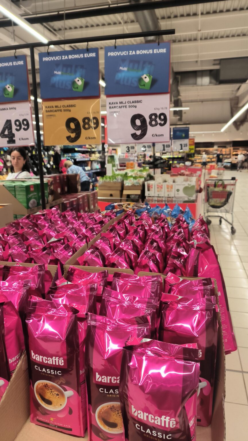 Trennte Küste mitten in Zagreb - halbe kg Kaffee fast 10 €