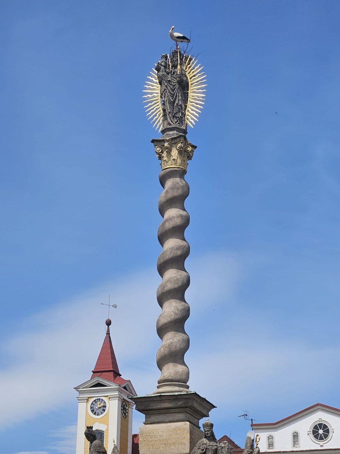 In R/Europa bin ich auf ein schönes Foto von Broumov gestoßen, also möchte ich gerne teilen.