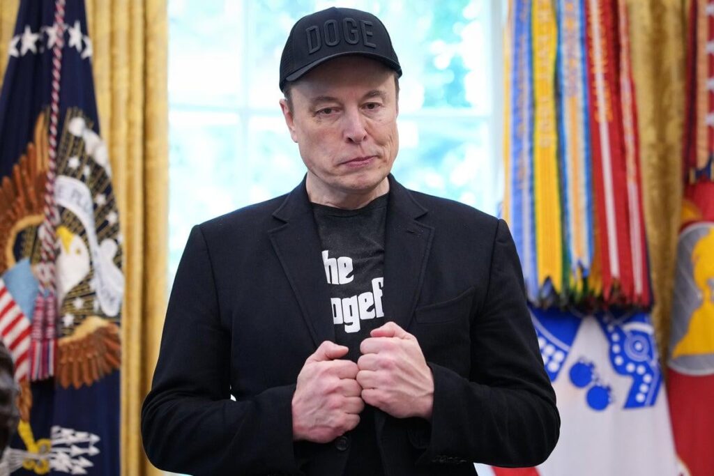Elon Musk ruft Grok an, um einen „großen Fehler“ zu beantworten, nachdem sie politische Gewalt hervorhebt, die durch Maga -Anhänger verursacht wird