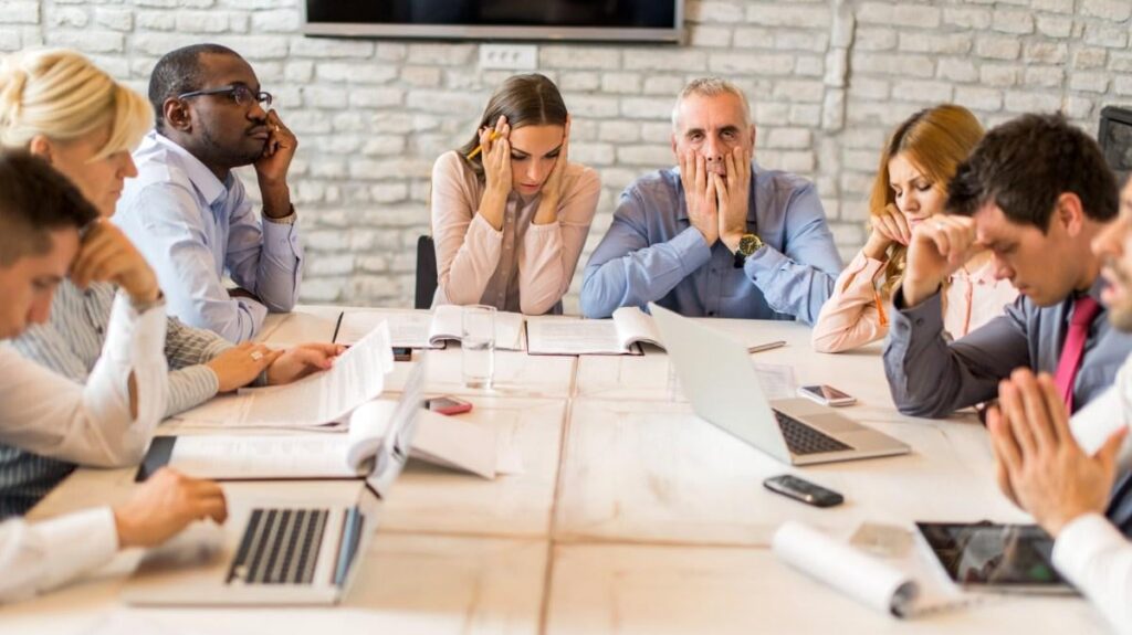 Unternehmen könnten gezwungen sein, den Arbeitnehmern zu sagen, was Kollegen verdienen