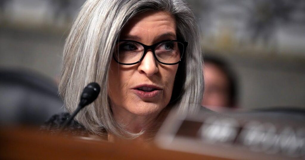 Joni Ernsts kranke Reaktion auf Medicaid -Kürzungen hat ihre Karriere verankert Als Joni Ernst witzelte, dass „wir alle sterben werden“, bezog sie sich wahrscheinlich nicht auf ihre Wiederwahlaussichten. Joni Ernsts kranke Reaktion auf Medicaid -Kürzungen hat ihre Karriere verankert Als Joni Ernst witzelte, dass „wir alle sterben werden“, bezog sie sich wahrscheinlich nicht auf ihre Wiederwahlaussichten.