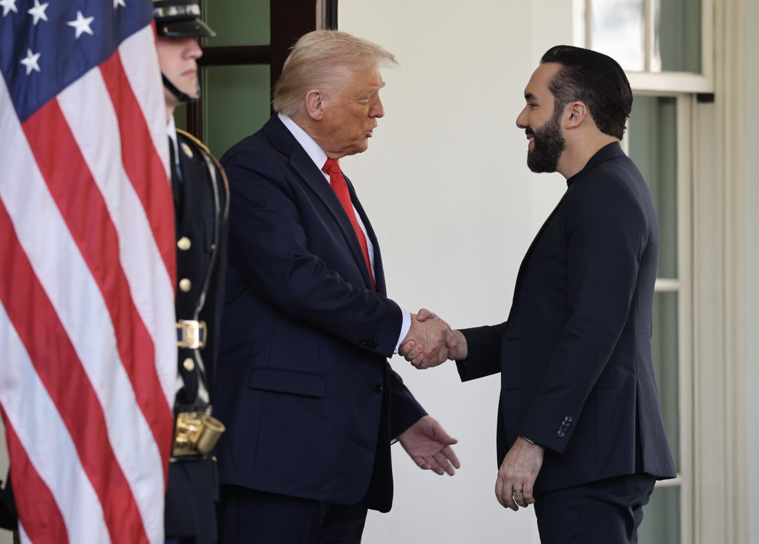 Trump Admin verlegt sich leise, um Anklage gegen MS-13-Führer zu fallen, und zitiert andere nationale Sicherheitsprioritäten