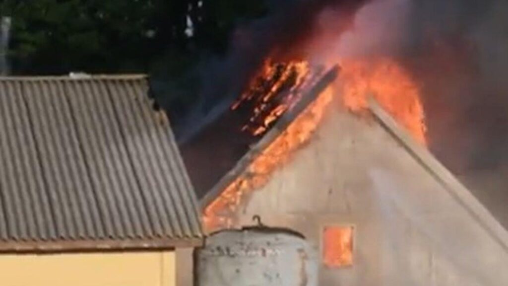 Verbrannte Fabrik liefert einen großen Millionenüberschuss (Samsø Syltefabrik)