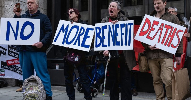 Enthüllt: Die Wohlfahrtskürzungen von Labour werden die Menschen von der Arbeit übernehmen