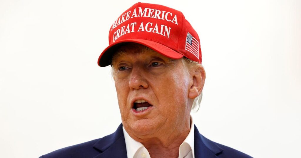 Der Trump -Wähler wird erstickt, nachdem Eis ein Drittel seines Stabes festhielt | Ein Dachboss in Florida unterstützte die harte Einwanderungspolitik des Präsidenten. Dann wurden sechs seiner Arbeiter weggenommen … Der Trump -Wähler wird erstickt, nachdem Eis ein Drittel seines Stabes festhielt | Ein Dachboss in Florida unterstützte die harte Einwanderungspolitik des Präsidenten. Dann wurden sechs seiner Arbeiter weggenommen ...