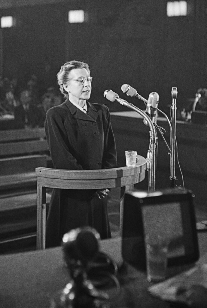 Heute sind es 75 Jahre her, seit die Ermordung von Judr. Milady Horáková durch das kommunistische Regime in der Tschechoslowakei. Sie war 48 Jahre alt.