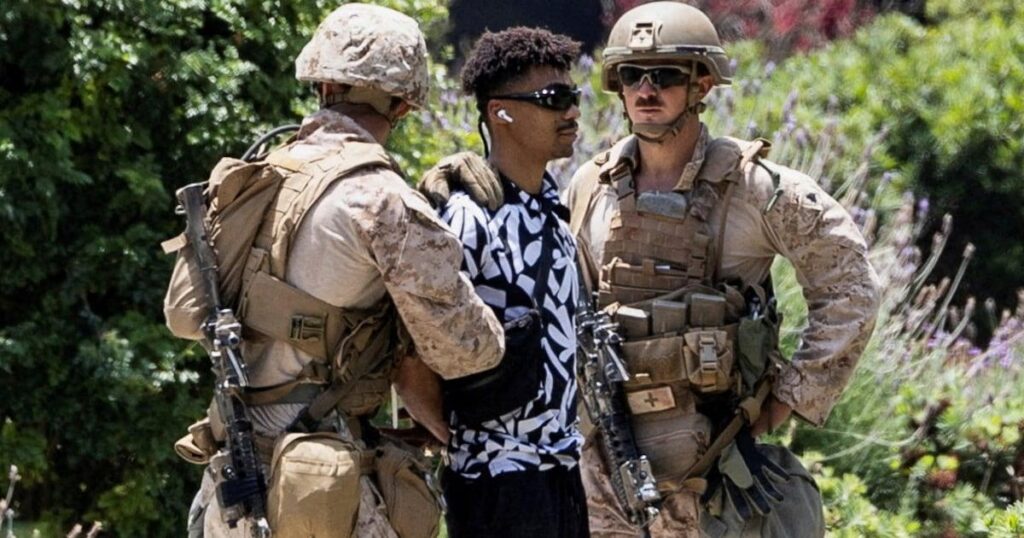 Trumps La Marines Zip-Tie-Veteran in der ersten Haftung
