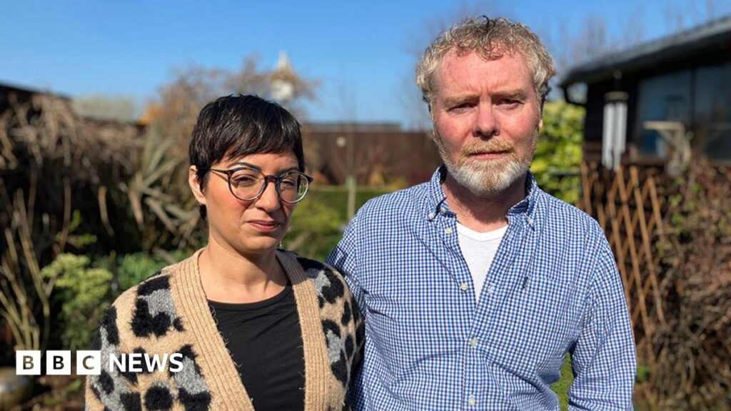 Käufer von Karawanen sagen, sie wurden in die Irre geführt, abgerissen und sogar von Ferienparks bedroht