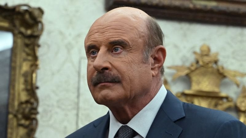 Dr. Phil war während kontroverser Einwanderungsüberfälle in Los Angeles mit Eis eingebettet