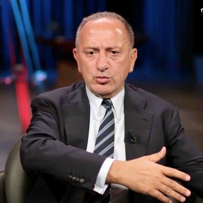 Fatih Altaylı'nın Sevki zur Verhaftung "Ermordung des Präsidenten" wurde über den erfahrenen TCK 310 gemacht.