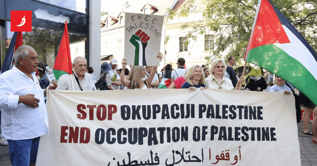 März für Palästina in Zagreb fand statt. Demonstranten nannten Israel wegen eines Angriffs auf den Iran März für Palästina in Zagreb fand statt. Demonstranten nannten Israel wegen eines Angriffs auf den Iran