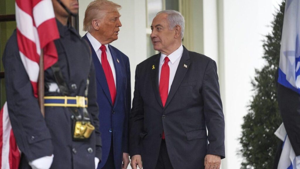 Trumps Demütigung ist vollständig - sein starkes Bild ist in Trümmern