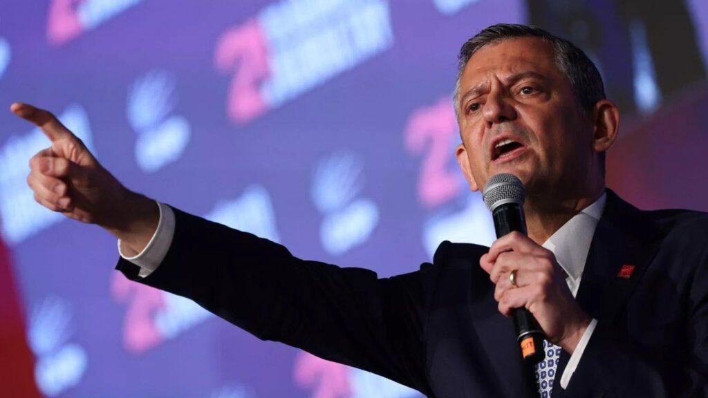 CHP -Vorsitzender Özgür Özel: „Ich habe seit dem ersten Tag gesagt, ich bin sicher, dass dieser Fall abgelehnt wird, ich werde keine negative Schlussfolgerung haben. CHP -Vorsitzender Özgür Özel: "Ich habe seit dem ersten Tag gesagt, ich bin sicher, dass dieser Fall abgelehnt wird, ich werde keine negative Schlussfolgerung haben.