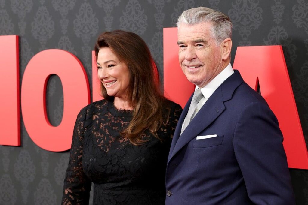 Pierce Brosnan sagt, Frau von 24 Jahren habe ihm "Flügel zum Fliegen" gegeben