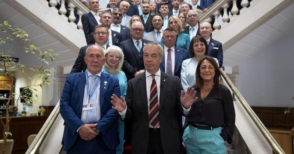 Nigel Farages Doge Firebrands befindet sich bereits im Krieg