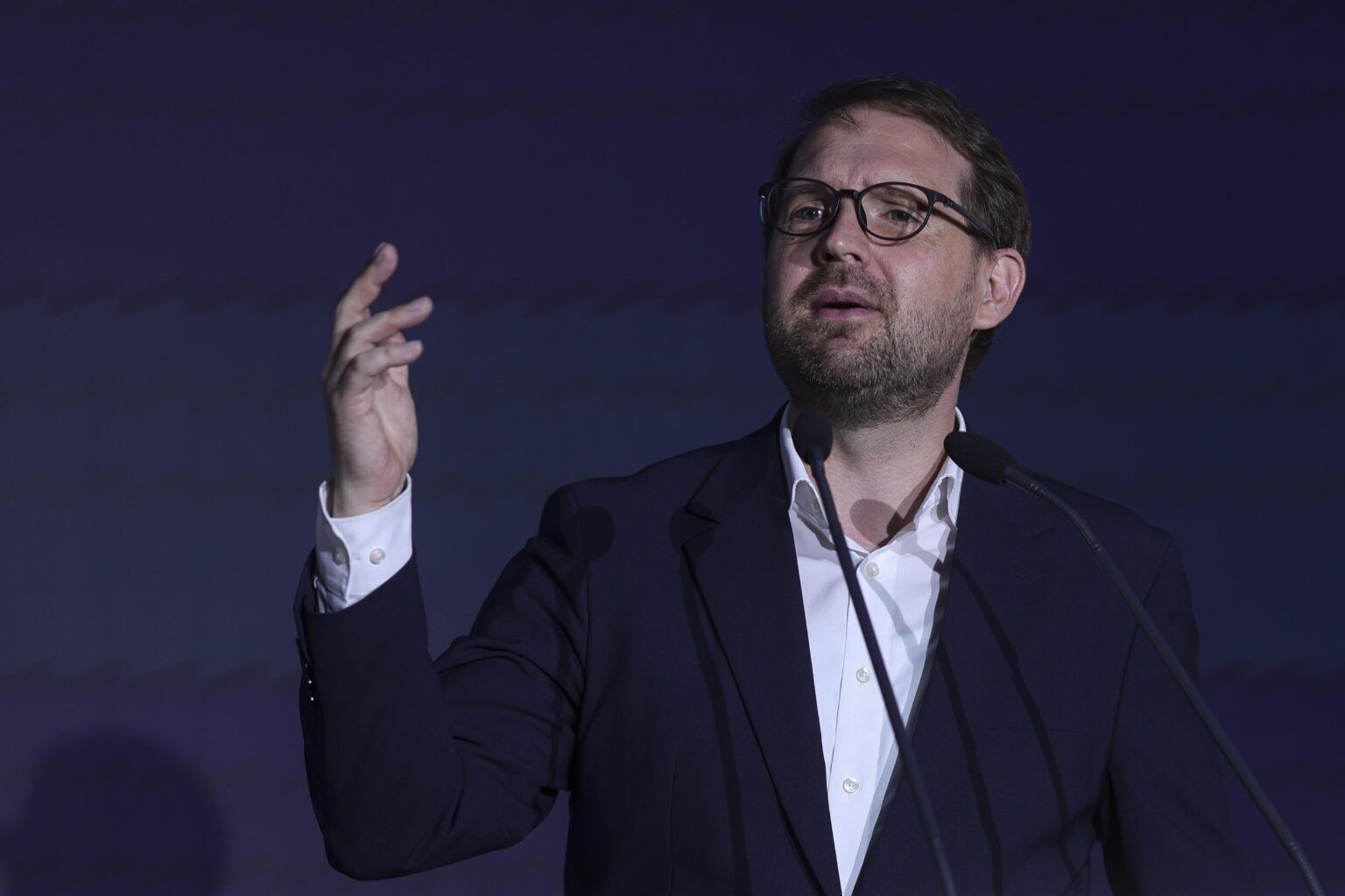 Der USR -Führer beantragt nach der Snoooop -Untersuchung die Suspendierung von Marius Pieleanu. „Wenn der Rektor Remus Pricopie nicht in der Lage ist, die Integrität von SNSPA zu gewährleisten, gehen Sie.“ Der USR -Führer beantragt nach der Snoooop -Untersuchung die Suspendierung von Marius Pieleanu. "Wenn der Rektor Remus Pricopie nicht in der Lage ist, die Integrität von SNSPA zu gewährleisten, gehen Sie."