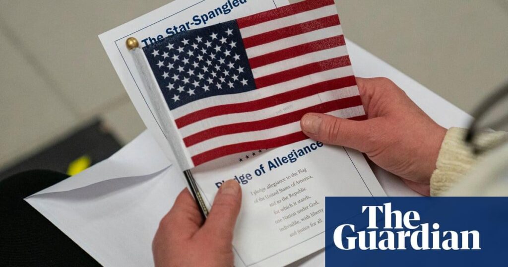Das Justizministerium von Trump erteilte eine Staatsbürgerschaft, um die Staatsbürgerschaft aufgrund einer Straftat zu widerrufen Das Justizministerium von Trump erteilte eine Staatsbürgerschaft, um die Staatsbürgerschaft aufgrund einer Straftat zu widerrufen