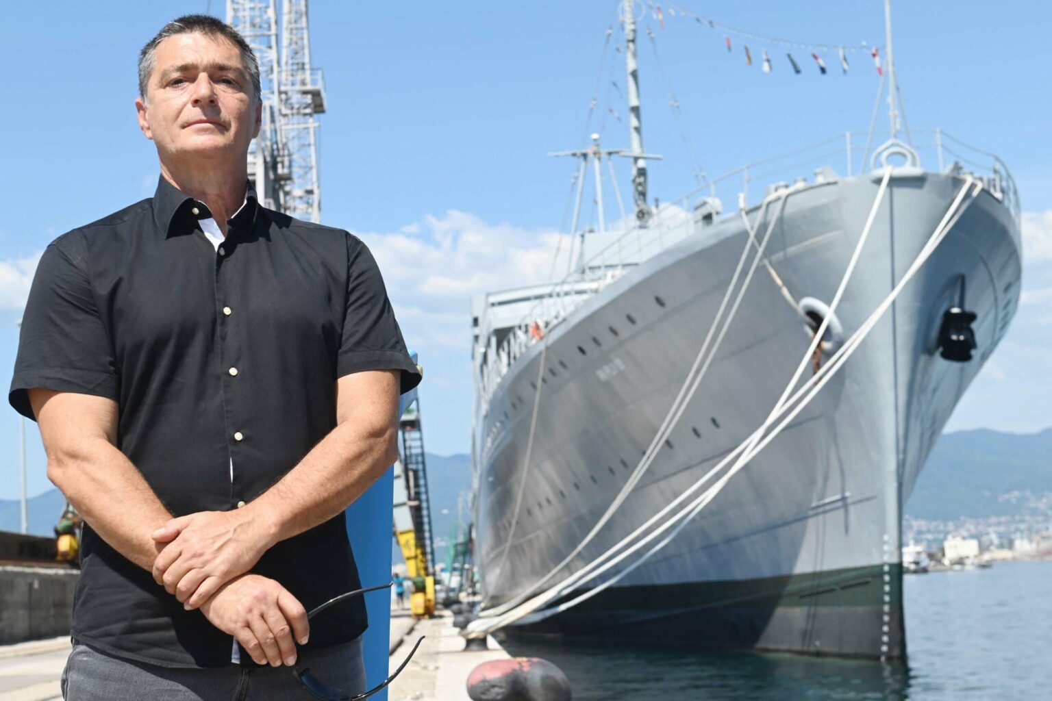 Rijekas Seafärer Nedeljko Kuzma landete in Gewahrsam, weil er Fotos von "Seagull" gemacht hatte: "Ich wurde in Lisici als schlimmster Verbrecher geführt".
