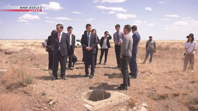 Der Gouverneur von Hiroshima besucht den ehemaligen Atomtestsort in Kasachstan