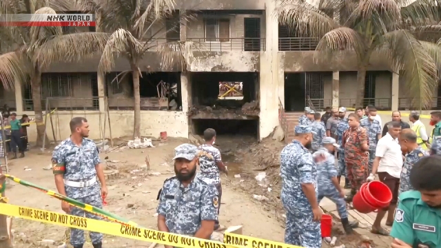 31 Tote im Bangladesch -Kampfflugzeug in die Schule