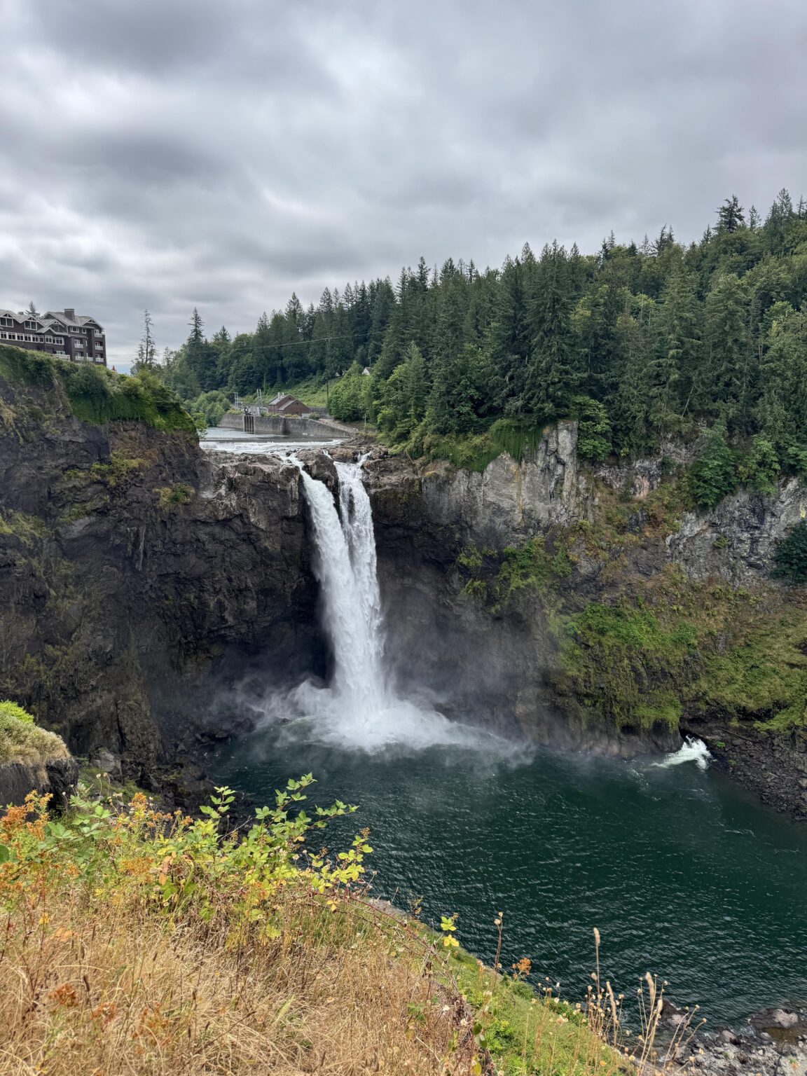 Snowqualmie Falls, WA