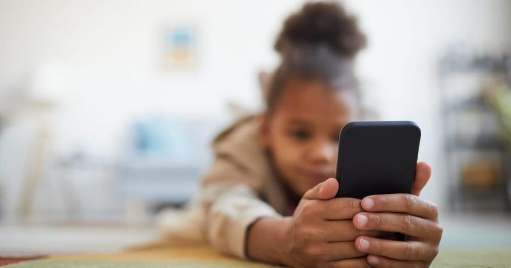 Könnte Irlands neue Vorschriften zur „Online -Sicherheit von Kindern“ ebenso zu einem dramatischen Scheitern werden wie die britische Regulierung? Könnte Irlands neue Vorschriften zur "Online -Sicherheit von Kindern" ebenso zu einem dramatischen Scheitern werden wie die britische Regulierung?