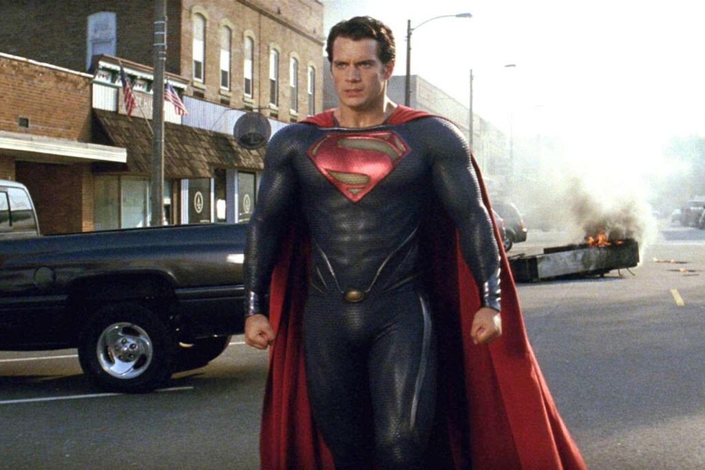 James Gunn sagt, es sei "schrecklich" von Henry Cavill vor dem neuen Superman "ein totaler Mist" losgelassen.