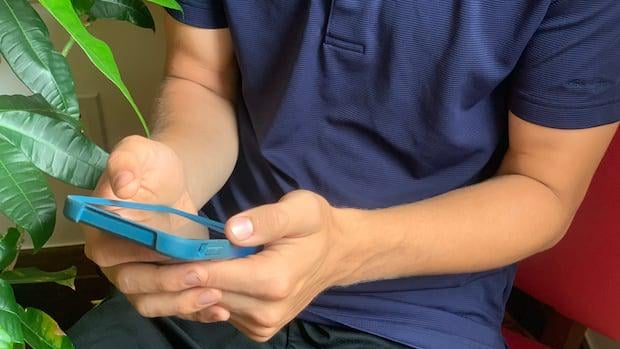 Online -Frauenfeind, die in "erschreckenden" Arten in Klassenzimmer eindringen, sagen Lehrer und Experten