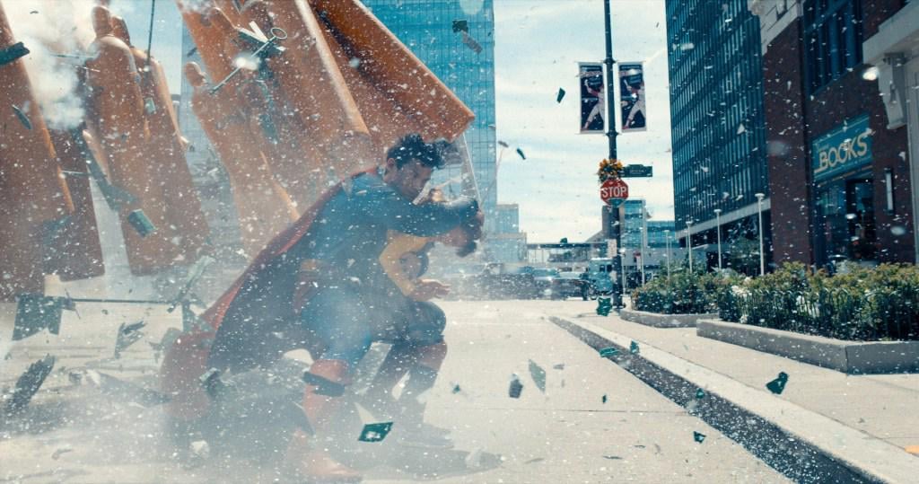 Es ist ein Vogel, es ist ein Flugzeug, es ist ein Kassenhit: 'Superman' Eröffnung auf 123 Millionen Dollar - Sonntag Am Update