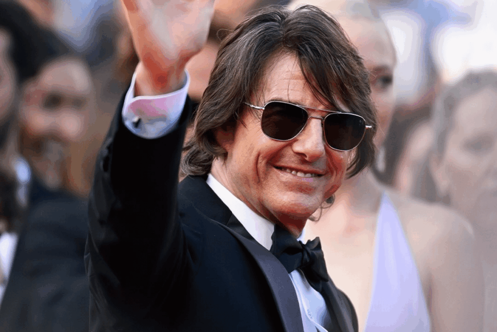 Spekulation der Tom Cruise -Chirurgie intensiviert, wie Jonathan Ross sagt: „Sie können sehen, dass es nicht natürlich aussieht.“ Spekulation der Tom Cruise -Chirurgie intensiviert, wie Jonathan Ross sagt: "Sie können sehen, dass es nicht natürlich aussieht."