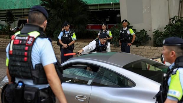 Hongkong kündigt Verhaftungsbefehle an, Belohnungen für Exiles, die in Kanada ein politisches Komitee gegründet haben