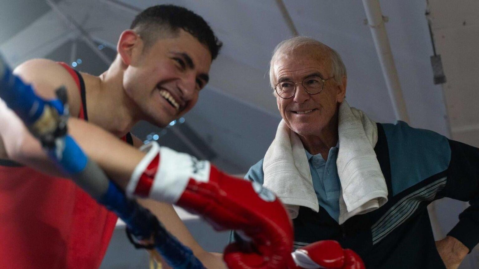 Pierce Brosnan ist Brendan Ingle in Naseem Hamed Biopic