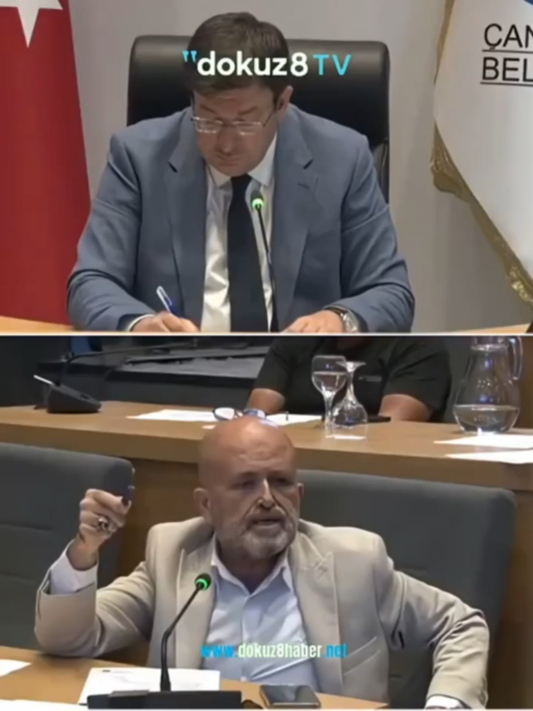 Ein AKP -Mitglied; "... Unser Land ist ein sehr demokratischer, säkularer, sozialer Rechtszustand! ...", einschließlich sich selbst, hat alle in der Gemeindeversammlung Çanakkale zum Lachen gebracht