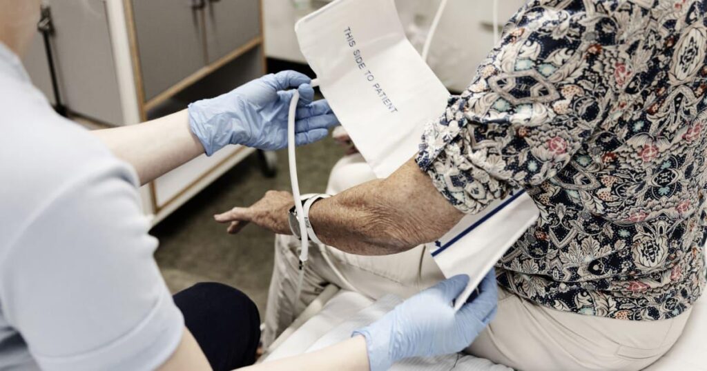 Die Krankenpflegeausbildung ist mit hohen Ambitionen und hohen Professionalität unvereinbar geworden