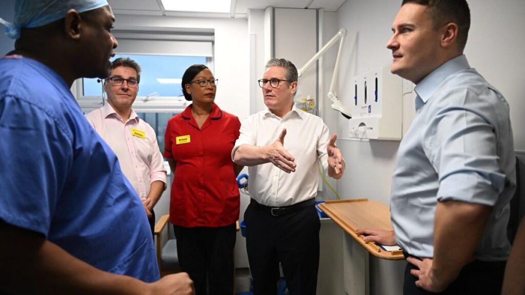 Großbritannliche Ärzte haben Priorität für Jobs, um NHS "autark" zu machen
