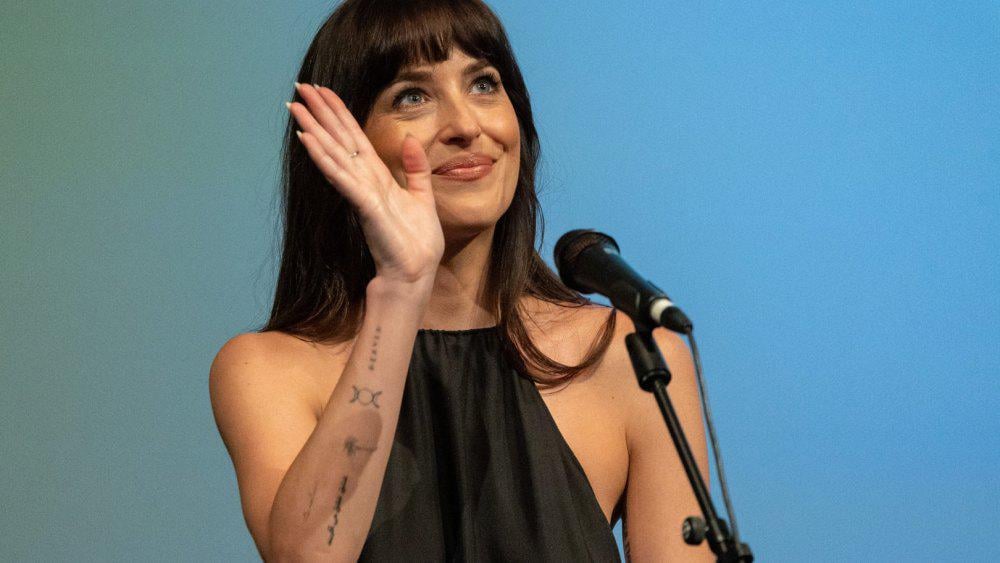 Dakota Johnson bereitet sich darauf vor, das Debüt für das Regie -Feature zu fotografieren, sagt, sie kann "keine Zeit mehr für giftige Sets verschwenden".