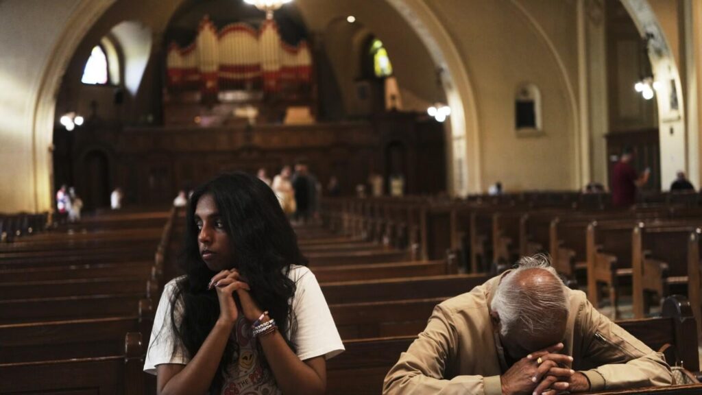 Trumps religiöse Rhetorik zusammenstößt mit Kanadas weltlicher Politik