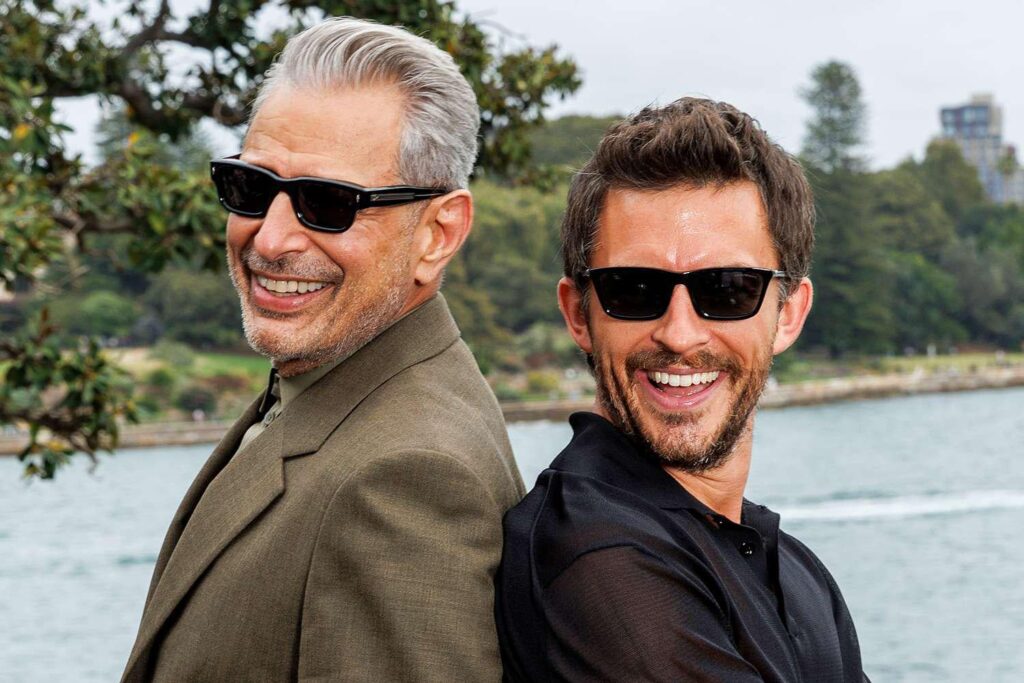 Jonathan Bailey erinnert sich an die Reaktion von Wicked Costar Jeff Goldblum auf seine Jurassic World Rebirth Casting: "Solange ich Jeff stolz gemacht habe, dann ist alles gut"