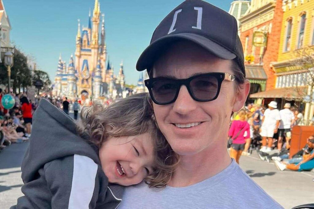 Drake Bell enthüllt, wie er seinen 4-jährigen Sohn auferweckt, um eine gesunde Sicht auf die Männlichkeit zu haben