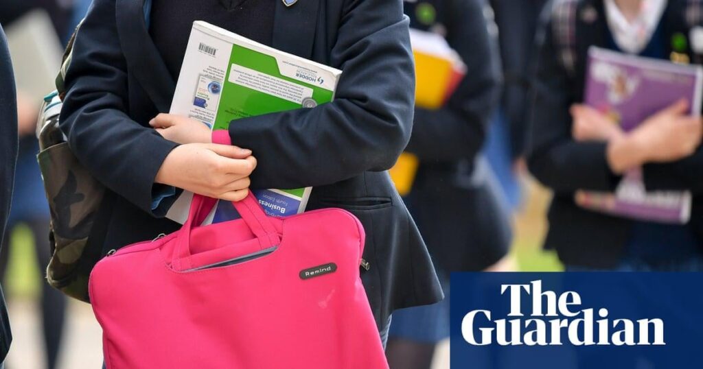 Die Schüler in England werden für Sex und Geschlechtsidentität in England unterrichtet, heißt es in New Guidance
