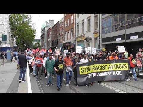 Hunderte marschieren aus Protest gegen rassistische Angriffe durch Dublin
