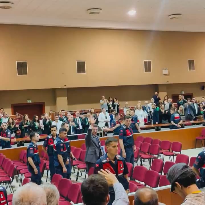 Ein Video aus Imamoglus Prozess gestern