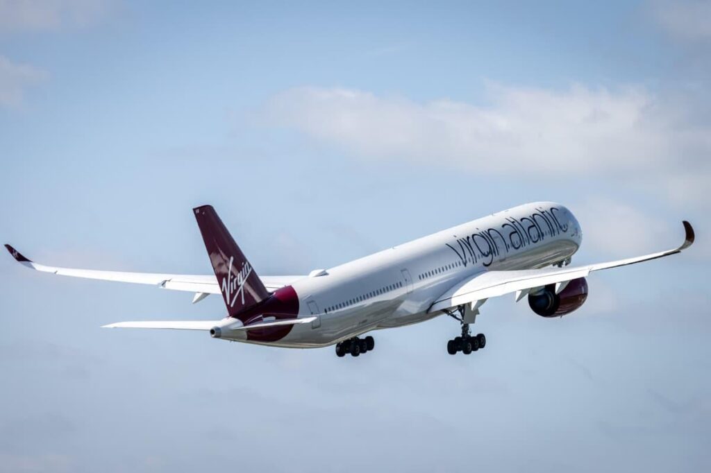Betrunkene US -Teenager, die in Heathrow nach Chaos auf dem Virgin Atlantic Flight von LA verhaftet wurden